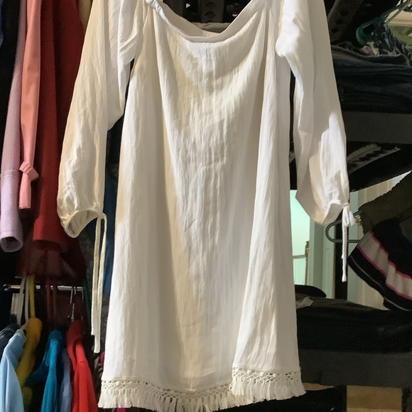 Lilly Pulitzer Tops - Lilly Pulitzer White tunic, fringe